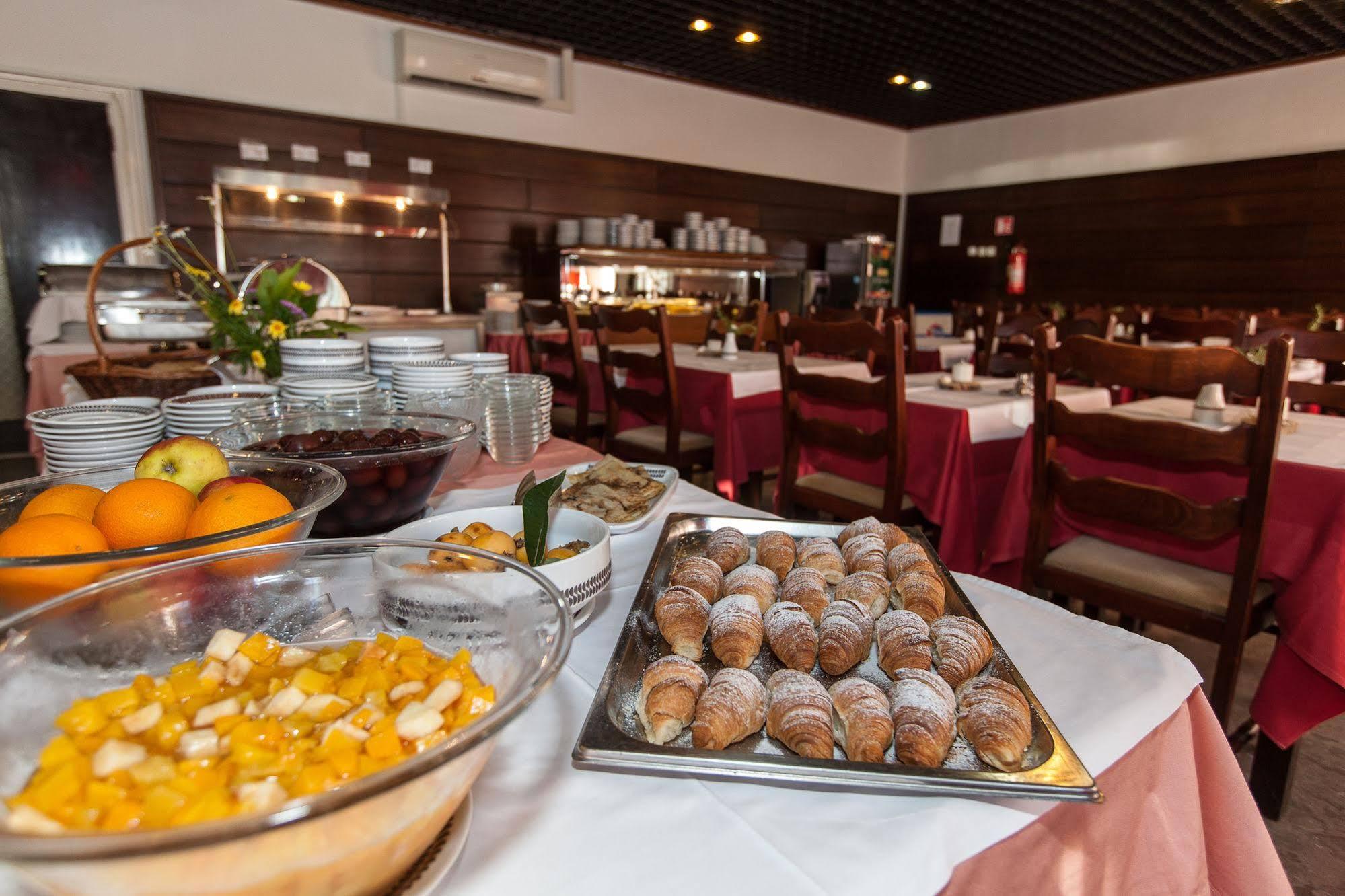 Hotel Zagreb Crikvenica Ngoại thất bức ảnh