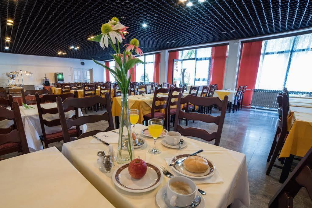 Hotel Zagreb Crikvenica Ngoại thất bức ảnh
