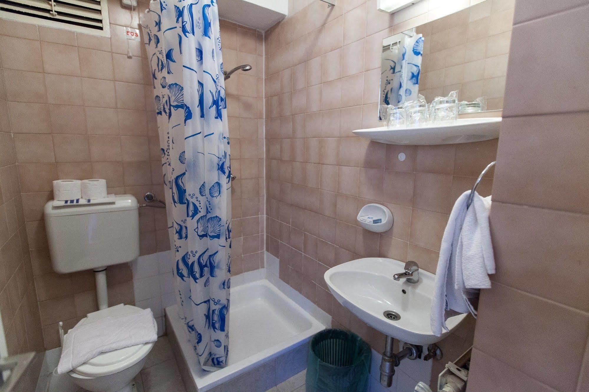 Hotel Zagreb Crikvenica Ngoại thất bức ảnh