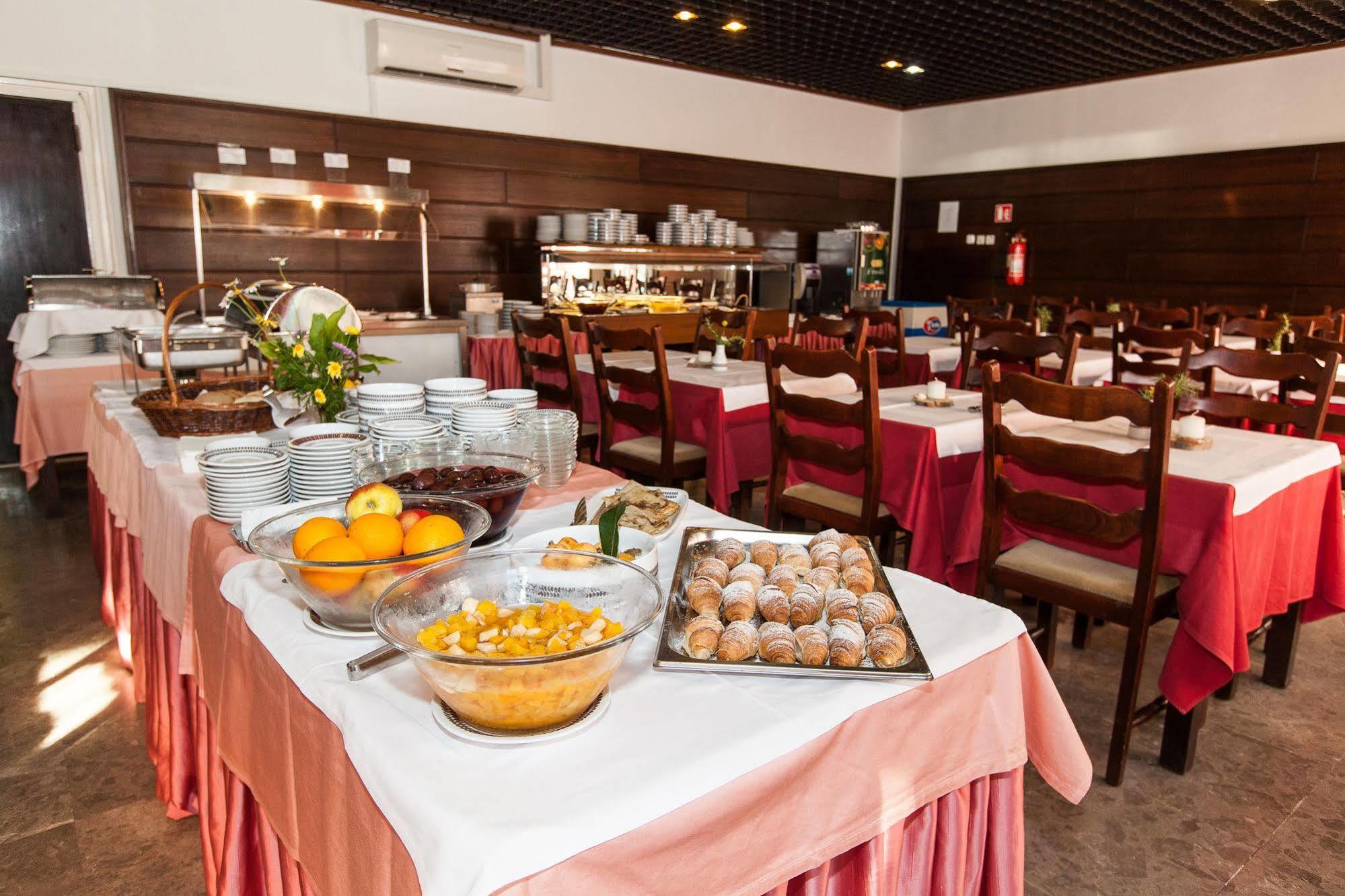 Hotel Zagreb Crikvenica Ngoại thất bức ảnh